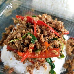 กระเพราหมู2กล่องฟรีท๊อปปิ้ง ฮอดดอกหมูยอ