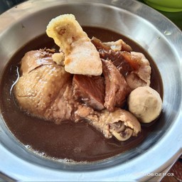 ก๋วยเตี๋ยวไก่+เนื้อ