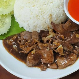 ตับหมูทอดกระเทียมพริกไทย