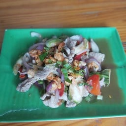 เจ๊ฝนตำแหลก