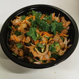 ข้าวยำหมูย่าง