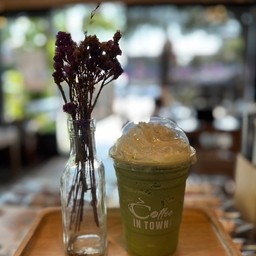 Matcha green tea latte Frappe