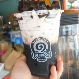 เฉาก๊วยโบราณนมสด