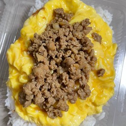 ข้าวไข่ข้นหมูสับซีอิ๊ว