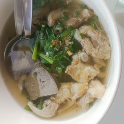 หมี่ซั่วซี่โครงอ่อน