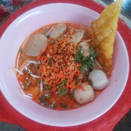 ก๋วยเตี๋ยวเฮียเก็น