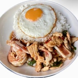 เจ๊พร ข้าวมันไก่