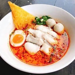 เตี๋ยวต้มยำปลาดอลลี่