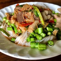 แอปเปิ้ลขนมจีนน้ำยา 1