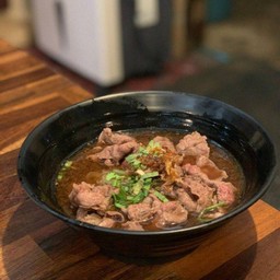 เกาเหลาหมูพิเศษ