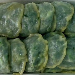 ขนมกุยช่ายแป้งสดไส้ผัก