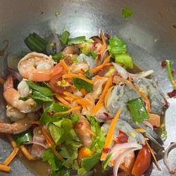 ยำกุ้งสด+กุ้งสุก+แซลม่อน