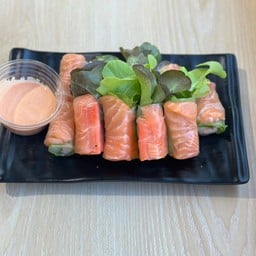 สลัดโรลแซลมอน 10 ชิ้น