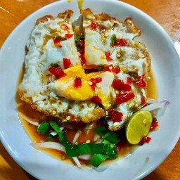 ยำไข่ดาว