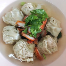 เกี๊ยวน้ำใสจัมโบ้