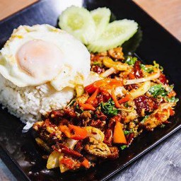 ข้าวราดผัดฉ่า