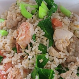 ข้าวผัดรวมมิตร