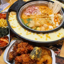 Dookki Topokki Buffet สยามกิตติ์