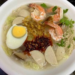 ก๋วยจั๊บญวน กุ้ง หมูยอ