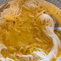 ขนมจีนน้ำยาปู