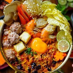 มาม่าหม้อไฟ ทรงเครื่อง