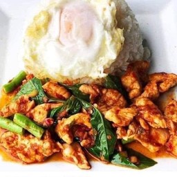 ครัวบ้านย่าชิ้น