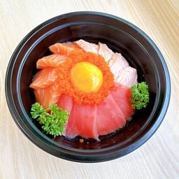 ข้าวหน้า 3 สหาย แถมฟรีซุปมิโซะ!!!