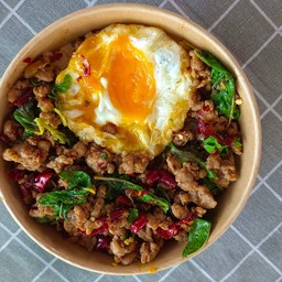 ข้าวกะเพราครัวน้องภีม