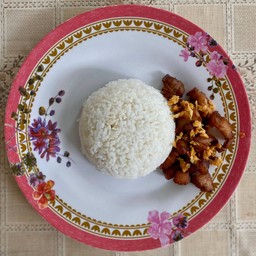 ข้าวหมูทอด