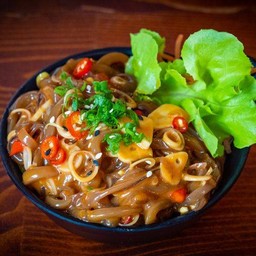 ปลาหมึกร้า อิกะชิโอคาร่าถ้วย