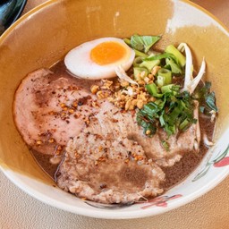 ก๋วยเตี๋ยวหมูสามสหายน้ำตก