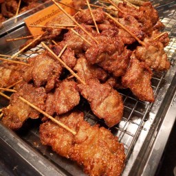 หมูทอดเสียบไม้(ร้านอาหารเหนือ)