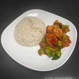 ข้าวกุ้งผัดกะปิใส่สะตอ