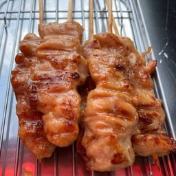 ต.เนื้อย่างโคขุน ไก่ย่าง ซ.อยู่สุข8