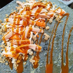 หมูสับ ไส้กรอก ปูอัด