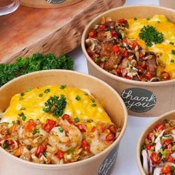 ข้าวกะเพราไข่ข้น by อภิรมย์