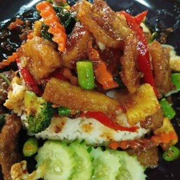 ข้าวราดพริกเผาปลาทับทิม