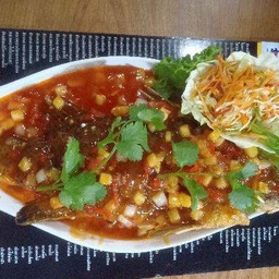 ปลากะพงราดพริก