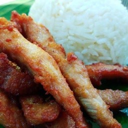 ข้าวหมูทอด