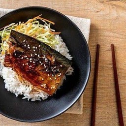 ข้าวหน้าปลาซาบะย่าง