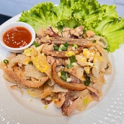 บ้านแม่ ผัดไทย มันกุ้ง-หอยทอด   คั่วไก่ สูตรโบราณ