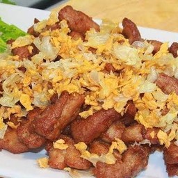 หมูทอดกระเทียม