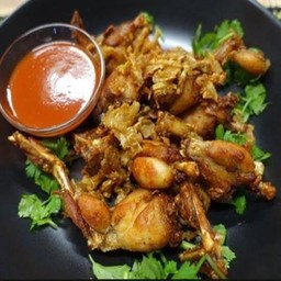 กบทอดกระเทียม