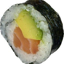 ซูชิข้าวห่อแซลมอนอโวคาโด