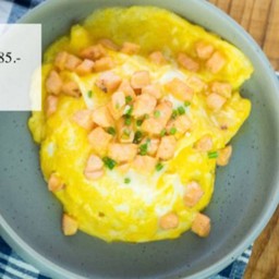 Creamy Omelet with Salmon on Rice