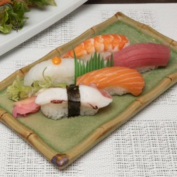 ซูชิเซ็ท