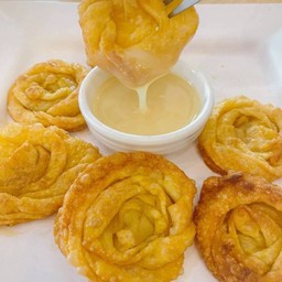 โรตีกุหลาบนมข้นหวาน