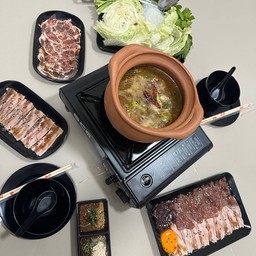 เซ็ทแจ่วฮ้อนหมู