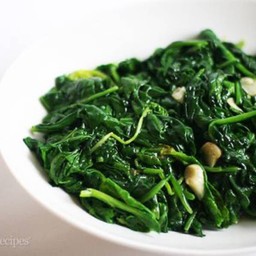 ผักโขมผัด Sautéed Spinach