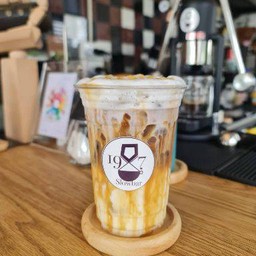 caramel Macchiato (คาราเมลมัคคิอาโต้)